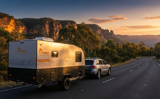 Caravan-life-on-the-open-road